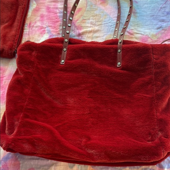 Sam Edelman Eleonora Fur Tote - Picture 11 of 17